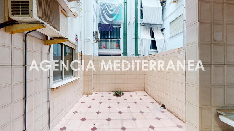 Foto 58f0693f-9775-4c1b-bfd0-f586f85e268e. Flat with heating in Camí Reial Valencia