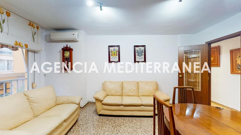 Foto f97e0890-616e-47d8-8f05-91472c733911. Flat with heating in Camí Reial Valencia