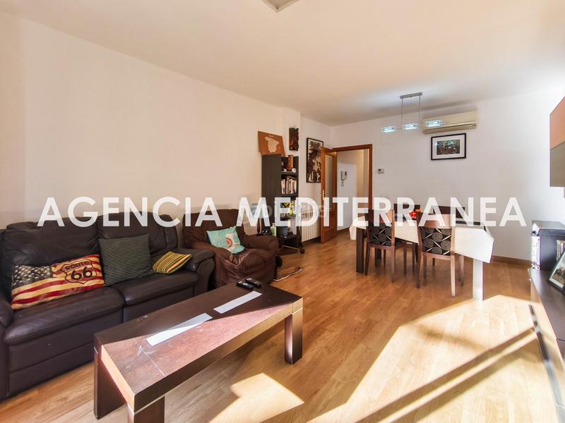 Foto 8af14dac-7e76-4984-80b6-547dc91a3af6. Pis amb aparcament a Riba - roja de Túria