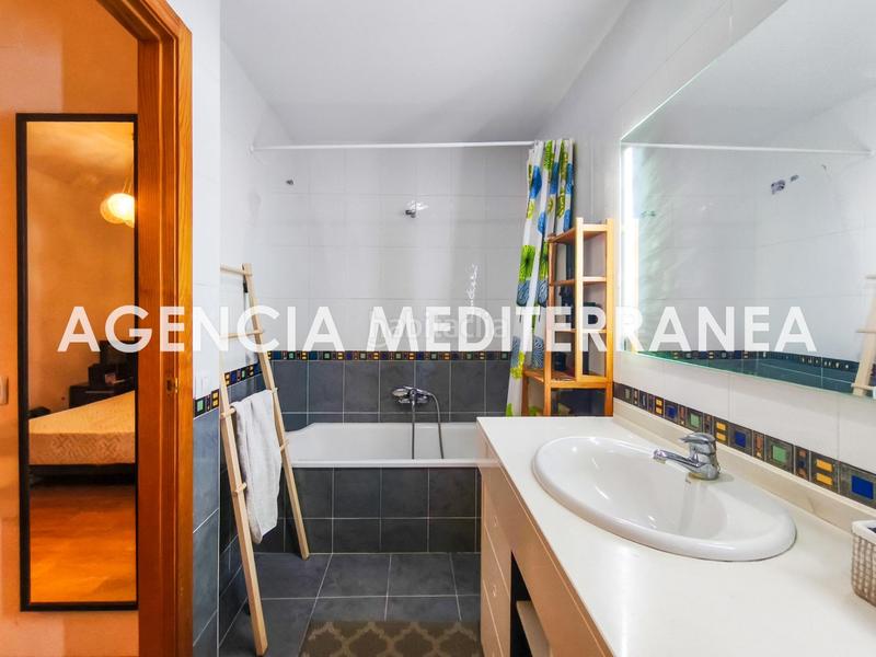 Foto 901976ff-8763-44aa-a7cb-40f7a2026a51. Pis amb aparcament a Riba - roja de Túria