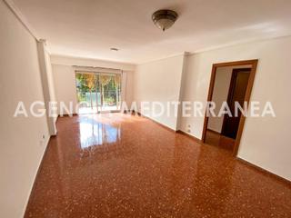 Appartement  Calle ramon y cajal. Piso en venta en meliana
