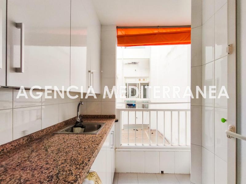 Foto 1c25ab82-66ae-45d4-bbdc-160aff79b040. Alquiler piso amplia vivienda con garaje en Zona Campus Universitario Burjassot