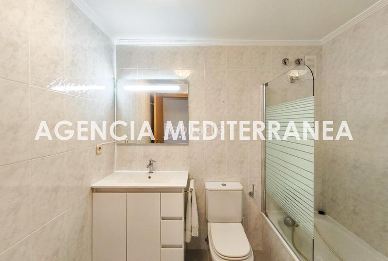 Foto 7823f9b4-40fa-4290-ba73-38342c77f701. Alquiler piso amplia vivienda con garaje en Zona Campus Universitario Burjassot