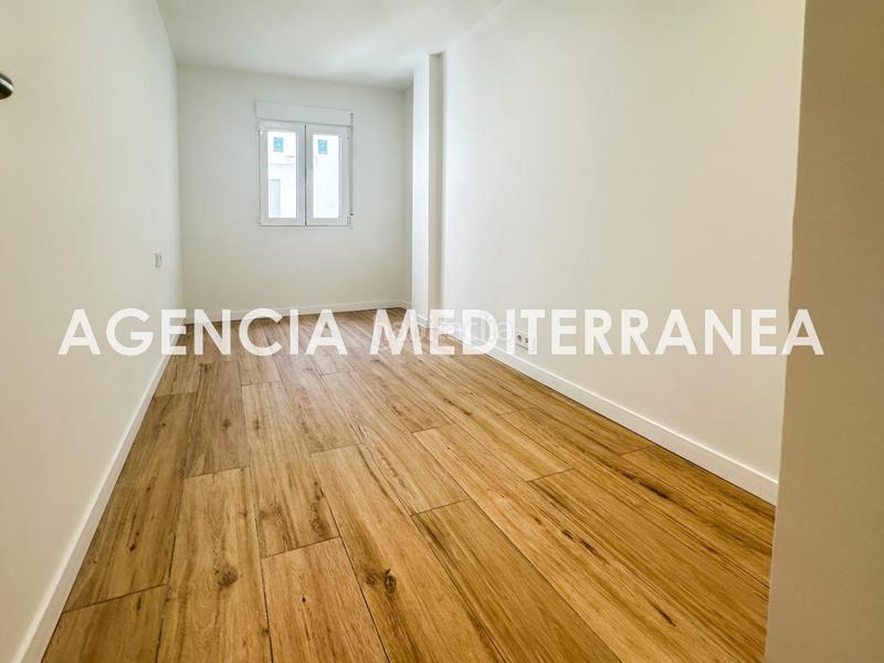 Foto 9d70dcb3-0217-4fdd-89f2-c8ec27b442f9. Etagenwohnung in Nou Moles Valencia