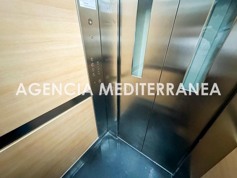 Foto d3d8b350-04b0-42db-a410-e51d19f0b5e9. Etagenwohnung in Nou Moles Valencia
