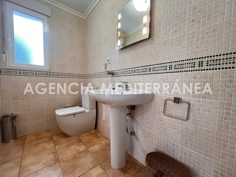 Foto 473f1482-55ed-452b-a7c9-719df8a3058c. Casa adossada amb calefacció aparcament piscina a Poblets (els)