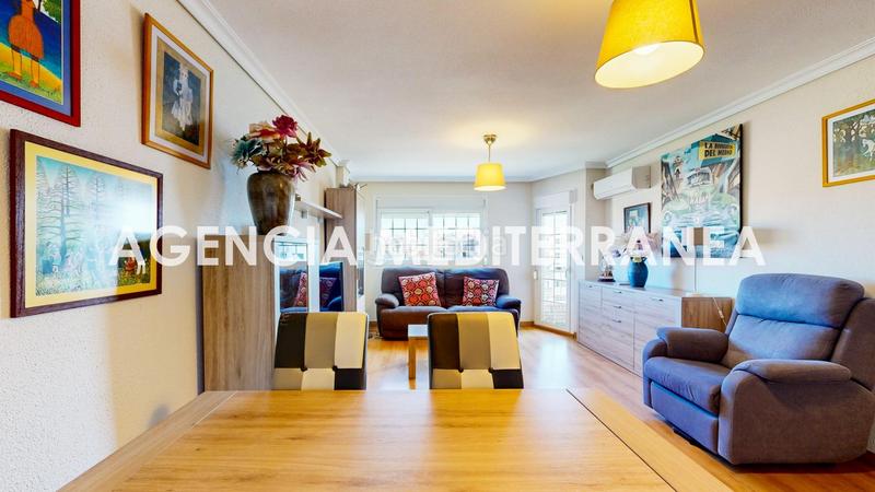 Foto 18898f95-ace8-41a4-af0a-45a05be143f8. Flat with parking in Sant Isidre Valencia