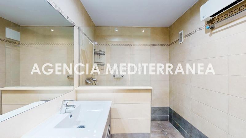 Foto b6bbaa38-9a38-4d52-be02-76f8ce520539. Flat with parking in Sant Isidre Valencia
