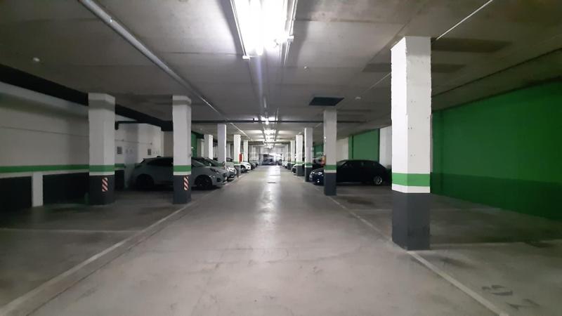 Foto 33df4f7a-f9d1-4ad6-af68-71f92b95220b. Parking coche garaje en venta en Nou Benicalap Valencia