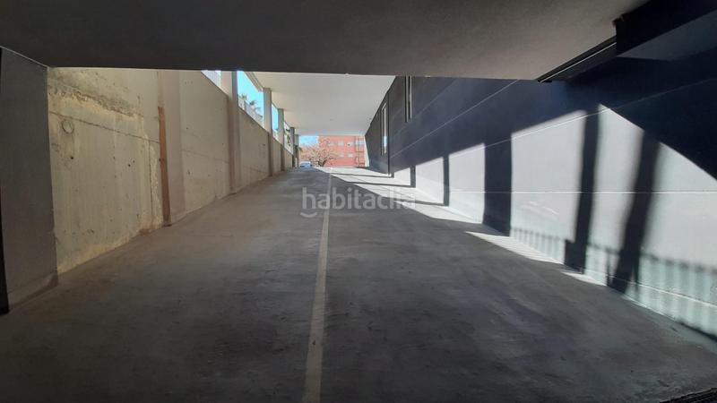 Foto e0a11508-ae39-4e21-a19f-6b71245cf425. Parking coche garaje en venta en Nou Benicalap Valencia