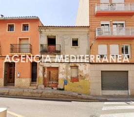Maison  Juan izquierdo. Casa de 3 plantas en bruto y lista para terminar en llíria