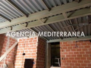 Haus  Juan izquierdo. Casa de 3 plantas en bruto y lista para terminar en llíria