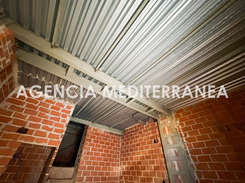 Foto b023fdb6-b7bf-46c5-a196-f32738a2ccd5. Casa a Casco Antiguo Llíria