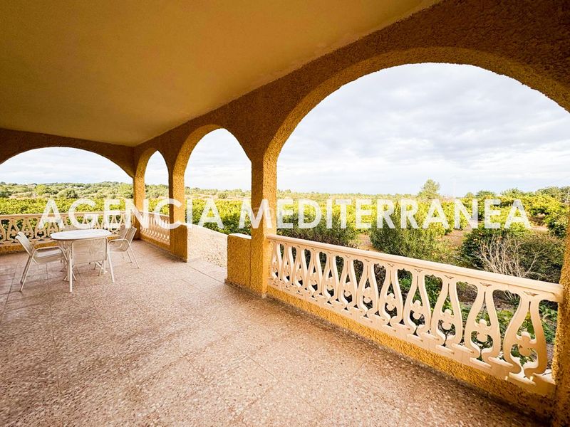 Foto 7ba2a5db-ba6d-40bb-b8a7-8cc4d41ca6df. Xalet amb aparcament a Polígono del Aeropuerto Manises