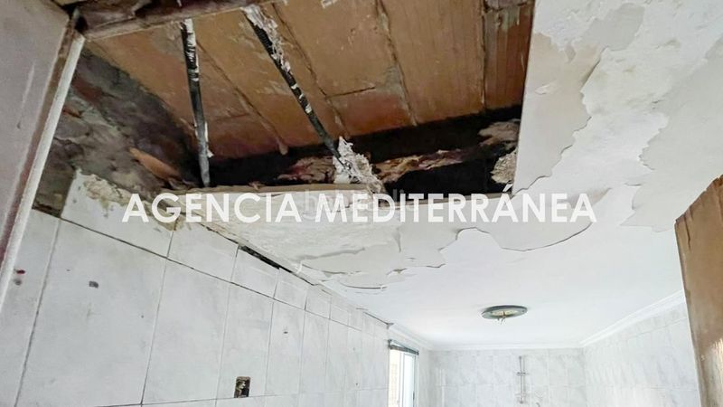 Foto 2a7bed57-1e44-431e-9b0b-a1a15f75b05f. Casa amb aparcament a playa puerto de Sagunto Sagunt