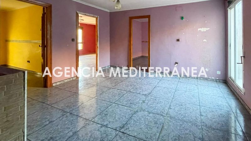 Foto 669d90ad-d5f2-4326-9abb-50563fa77bc3. Casa amb aparcament a playa puerto de Sagunto Sagunt