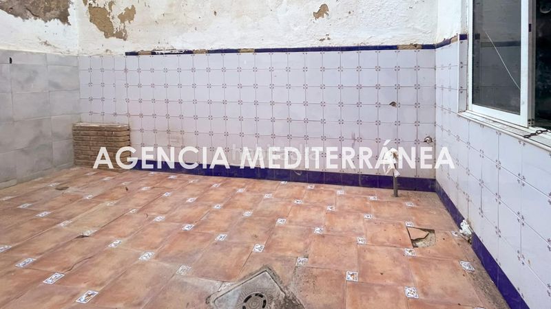Foto b0eb7095-f529-45fb-823e-e6771236b9b2. Casa amb aparcament a playa puerto de Sagunto Sagunt