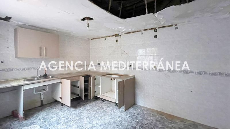 Foto b9a30fa8-664f-4a0f-9fae-14f93eb1761e. Casa amb aparcament a playa puerto de Sagunto Sagunt
