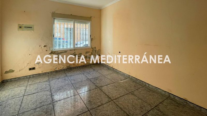 Foto c6eed2e2-f7ae-49bc-8ce1-f34d59726c96. Casa amb aparcament a playa puerto de Sagunto Sagunt