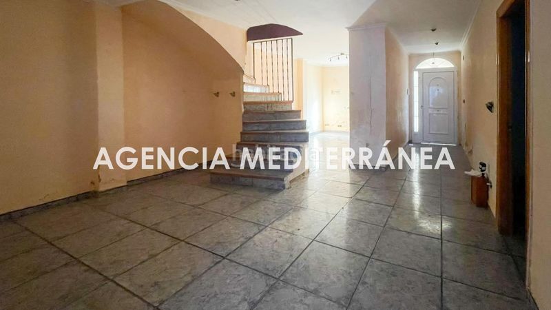 Foto d0b9bc05-0491-4cca-a034-a5314eb0188b. Casa amb aparcament a playa puerto de Sagunto Sagunt