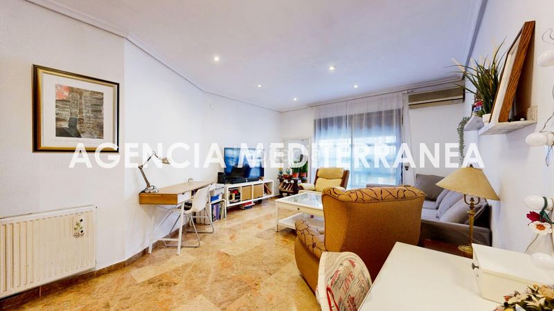 Foto 0ce95ecf-e3e4-45db-9b3c-e0fe6a606705. Pis a Barrio de Patraix Valencia