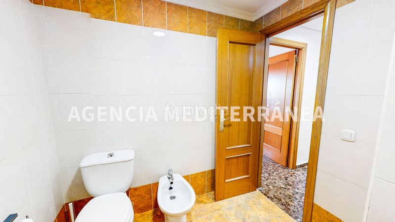 Foto 74db6d25-c8a4-4f0b-b85d-7e354d9f3f87. Pis amb aparcament a La Torre Valencia