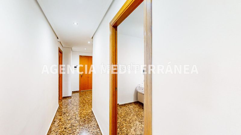 Foto e0bf92f7-fc5d-4d8e-929c-683c9f9b31c4. Pis amb aparcament a La Torre Valencia