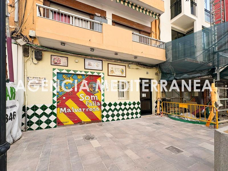 Foto bad03d08-0d4a-4131-b6fa-8ad9fe677aa1. Pis a Malva Rosa Valencia