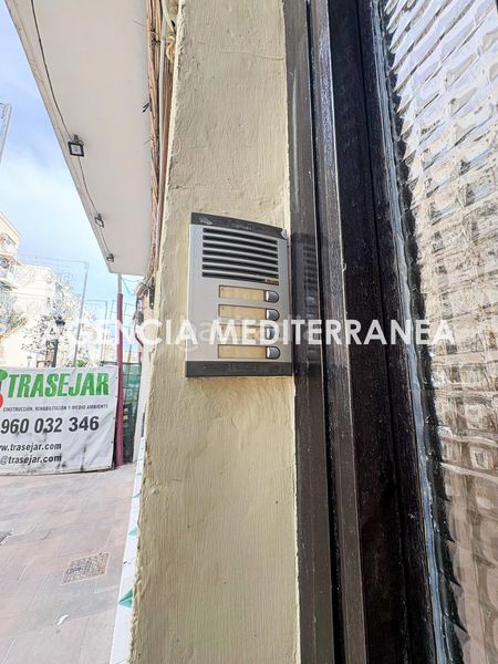 Foto eb63e225-b7fe-42c6-bd1c-be197b8e1413. Pis a Malva Rosa Valencia