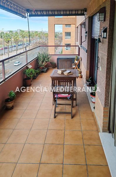 Foto 21b344f0-3463-4c84-805b-8ea3c7eff4f7. Pis amb calefacció aparcament piscina a Sant Pau Valencia