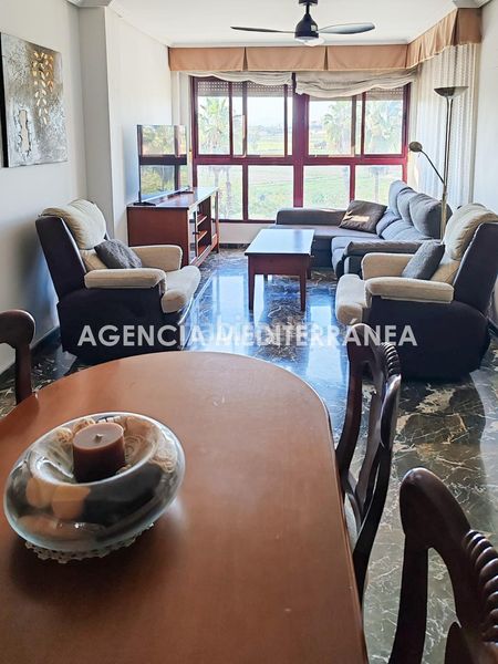 Foto 26624628-bbff-42e8-bc42-7f1e1292cbf3. Pis amb calefacció aparcament piscina a Sant Pau Valencia