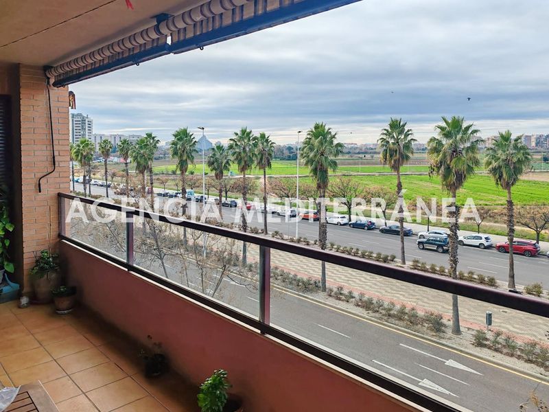 Foto 2d05a189-363a-40d7-9a2c-73cdd0e0516d. Pis amb calefacció aparcament piscina a Sant Pau Valencia