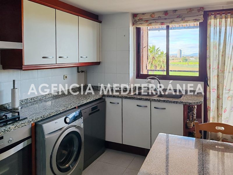 Foto ad158619-4ec5-425c-9b75-f2ae507520de. Pis amb calefacció aparcament piscina a Sant Pau Valencia