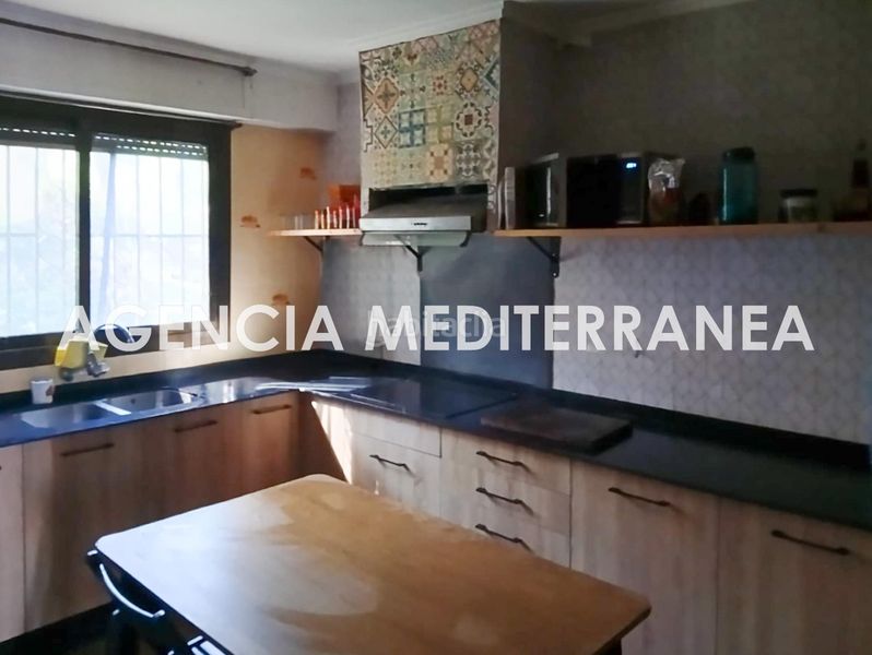 Foto c08942a5-2bd5-4656-8c9c-9a2622d744a6. Xalet amb calefacció aparcament piscina a La Cañada Paterna