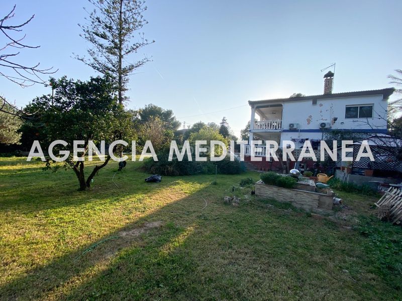 Foto 4c376716-ce84-4752-926e-36529ff47cca. Xalet amb aparcament piscina a Olocau