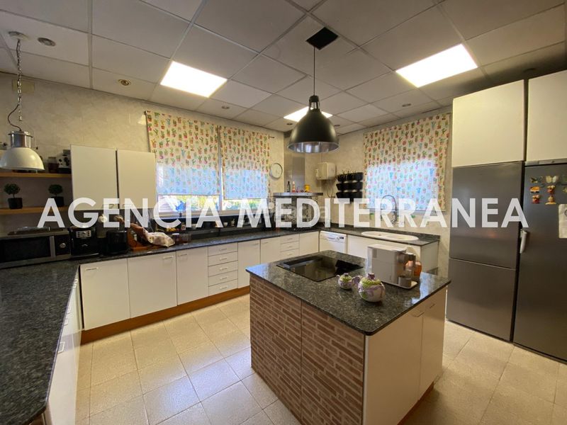 Foto 583b800a-e697-46ad-90ac-1d08a43b5a58. Xalet amb aparcament piscina a Olocau