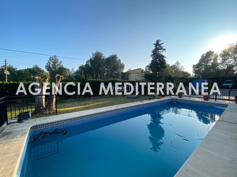 Foto 93788acc-357d-4ce8-aa1a-1452e83d7880. Xalet amb aparcament piscina a Olocau