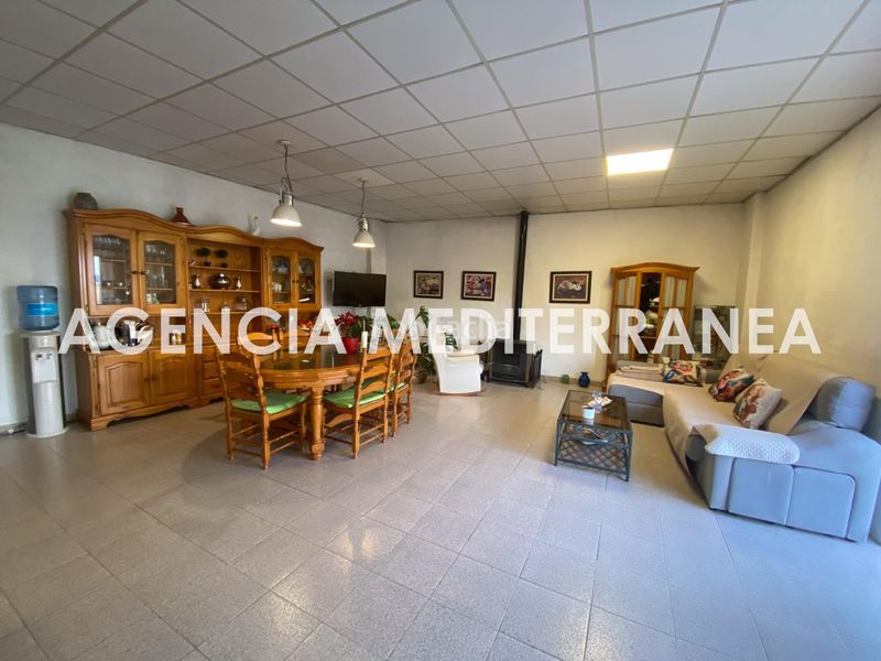 Foto a6bad19f-f44f-4a98-9d73-9269475ce500. Xalet amb aparcament piscina a Olocau