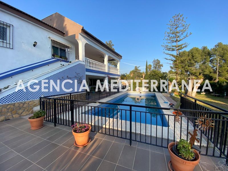 Foto ba904aa1-3e0e-4d65-b2d1-d7ac074f9064. Xalet amb aparcament piscina a Olocau