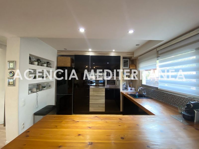 Foto e5feaea6-6337-4ade-82cd-8cb3315c67c3. Xalet amb aparcament piscina a Olocau