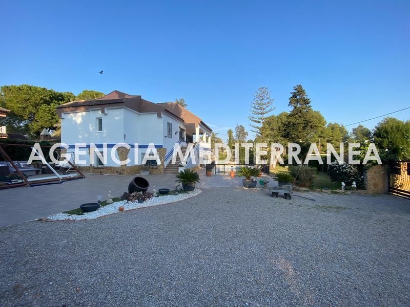 Foto f3b5ac58-3727-405f-8b94-84a3f1eba9da. Xalet amb aparcament piscina a Olocau