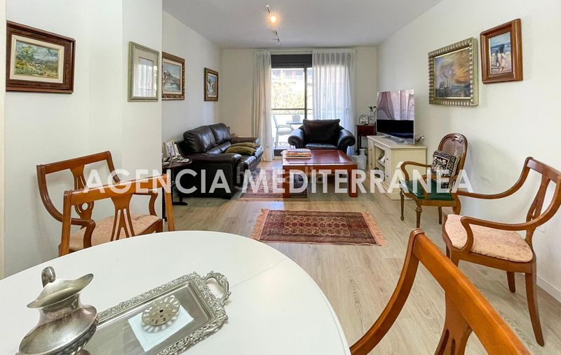 Foto 6e8dbaaa-e8be-4dee-8ee0-e2da07661383. Pis amb calefacció aparcament piscina a Safranar Valencia