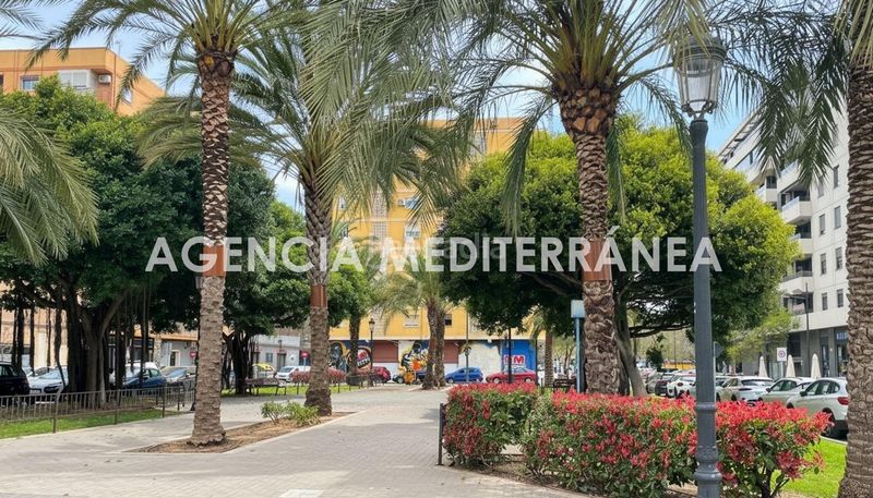 Foto b6a7e924-4928-493c-b0bb-10483b46802e. Pis amb calefacció aparcament piscina a Safranar Valencia