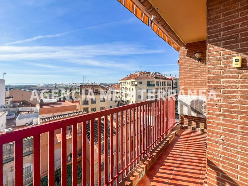 Foto fdb67251-3cd3-44a7-81f4-4f6300b5cb22. Pis amb aparcament a Alcácer