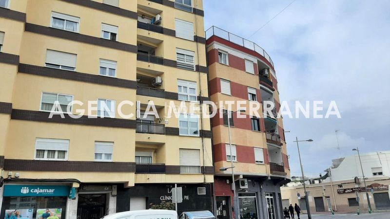 Foto 751c81cc-a123-425e-8674-b03bd995d05a. Pis a Nuevo Centro Sagunt