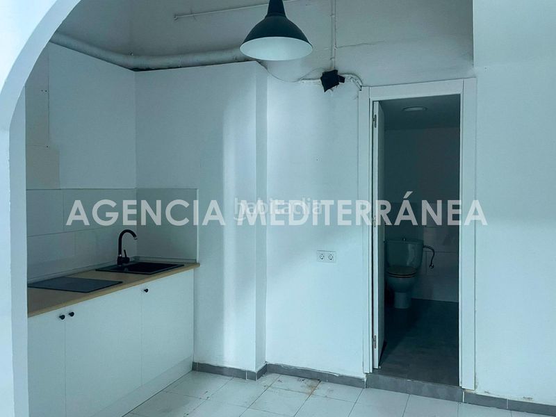 Foto c12295f8-e82d-453e-bec1-ca36ca760f8c. Local comercial a El Cabanyal-El Canyamelar Valencia