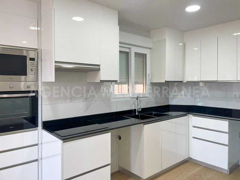 Foto 509a99d8-d738-4178-bf0c-dd8a6059f1ee. Piso estrena reforma integral! luminoso piso de 115 m2 con vistas en Valencia
