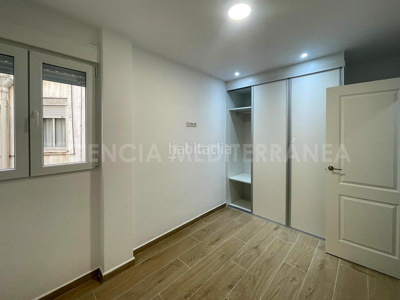 Foto 6b68baee-cf07-46e5-8a07-ed16df37a5ee. Piso estrena reforma integral! luminoso piso de 115 m2 con vistas en Valencia