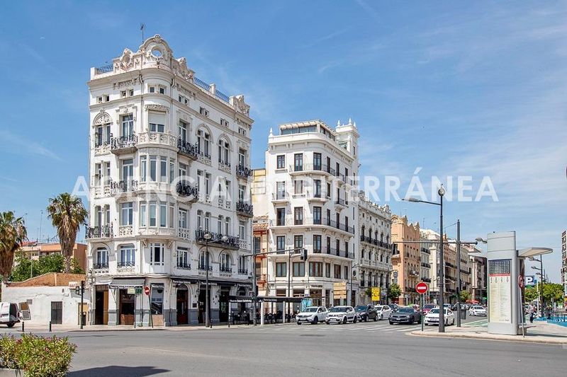 Foto 1bfa1f72-aae6-48ec-8259-7e9bf1c38bbb. Planta baixa a El Grau Valencia