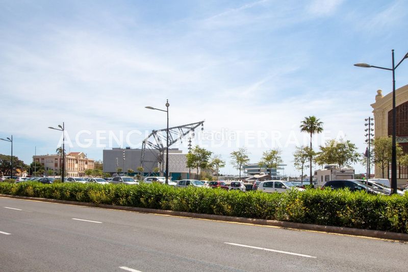 Foto adccb0f3-9236-4a90-b734-bd7338c5f3c4. Planta baixa a El Grau Valencia